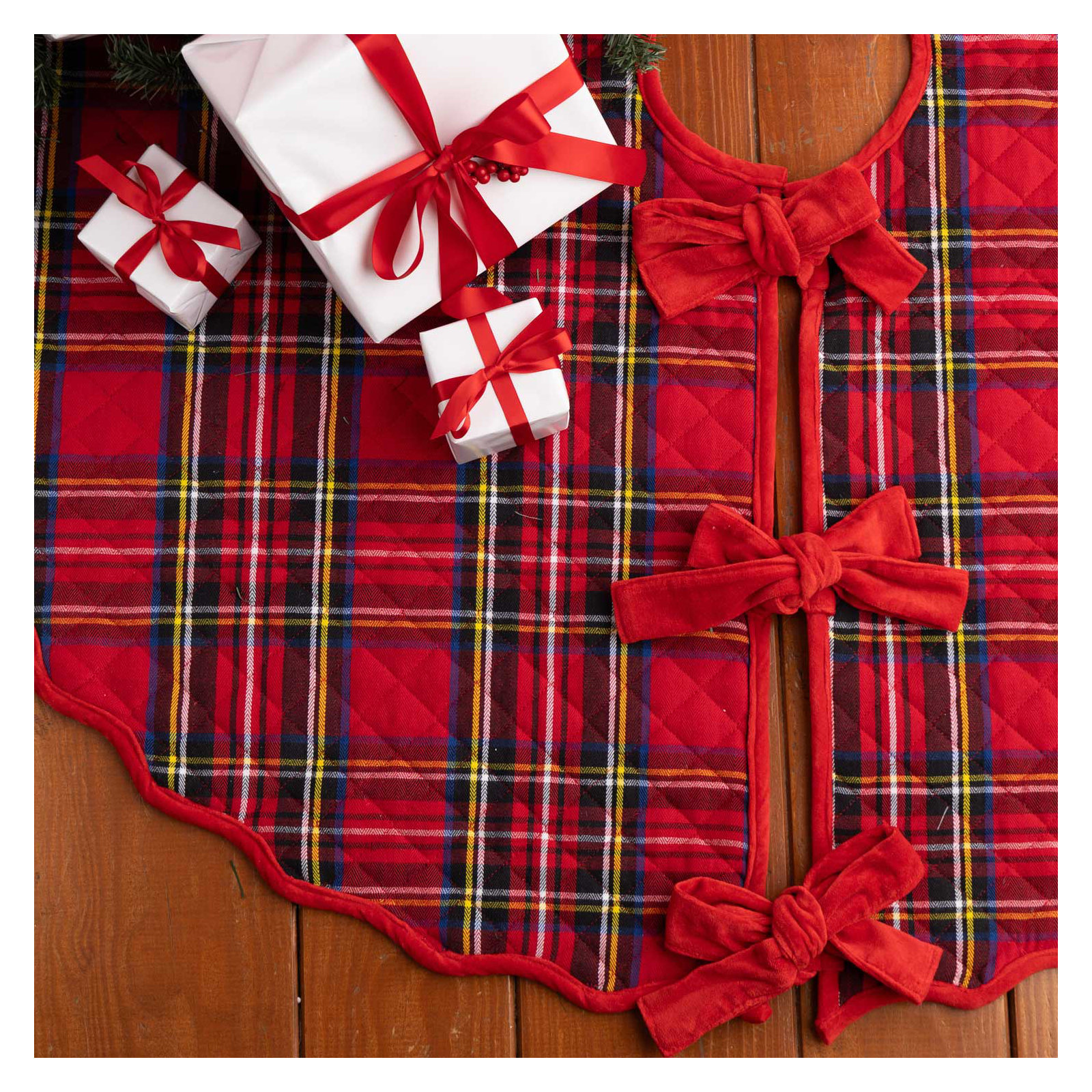Red Plaid Quilted Tree Skirt