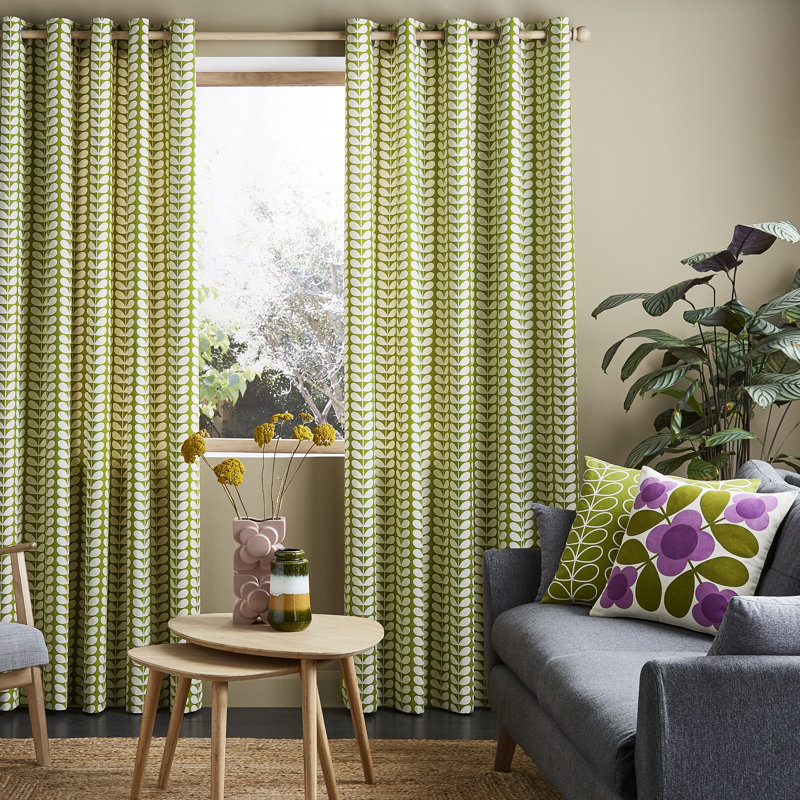 Solid Stem Pear Eyelet RMC, 117" W x 183" L