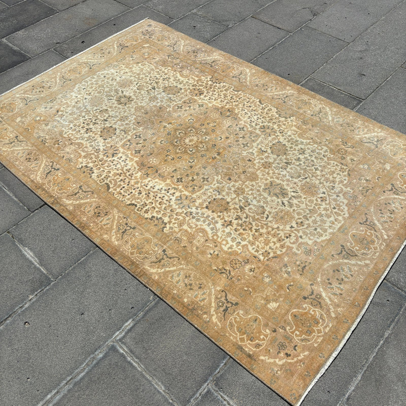 Tapis turc beige en laine Kaiseri