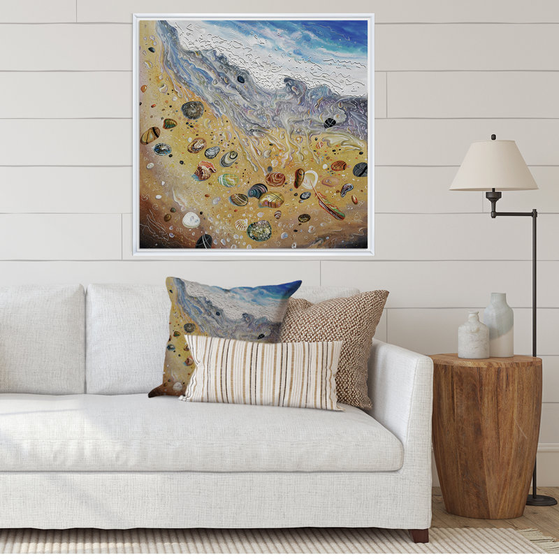 Coquillages sur la plage - reproduction d'art nautique et côtier sur toile, Cadre flottant blanc, H 16 po x l 16 po x P 1 po