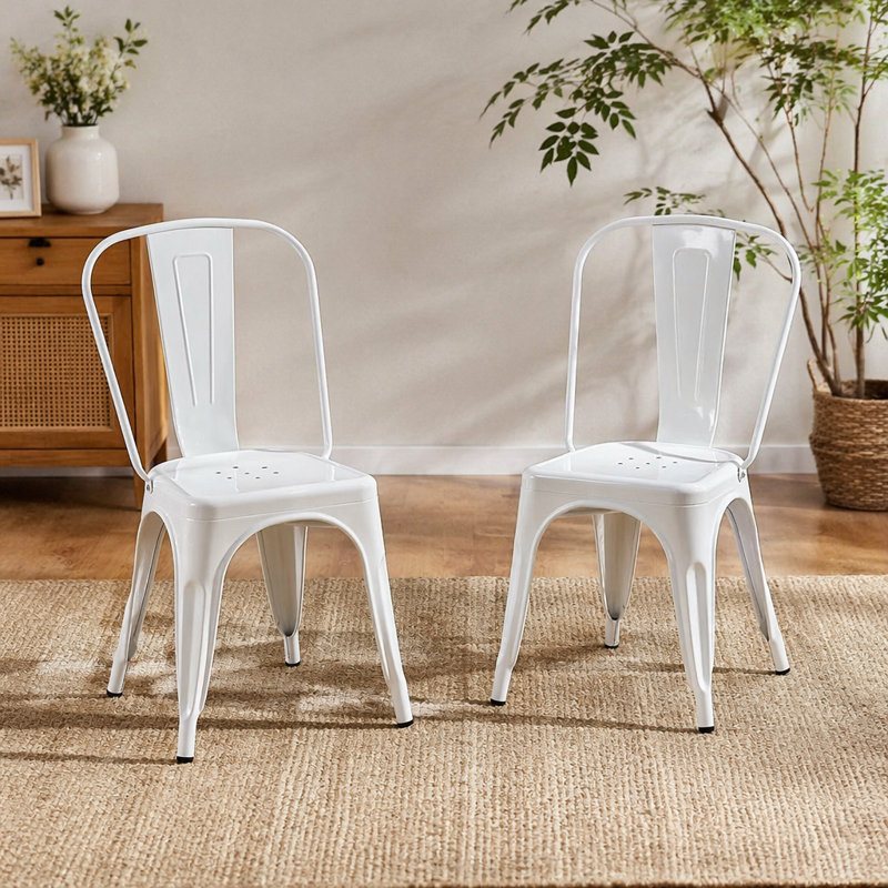 Ensemble de 2 chaises de salle à manger en métal blanc lustré de 18 pouces de hauteur, empilables à l'intérieur, à l'extérieur, légères, faciles à nettoyer, faciles à assembler et au design moderne et durable