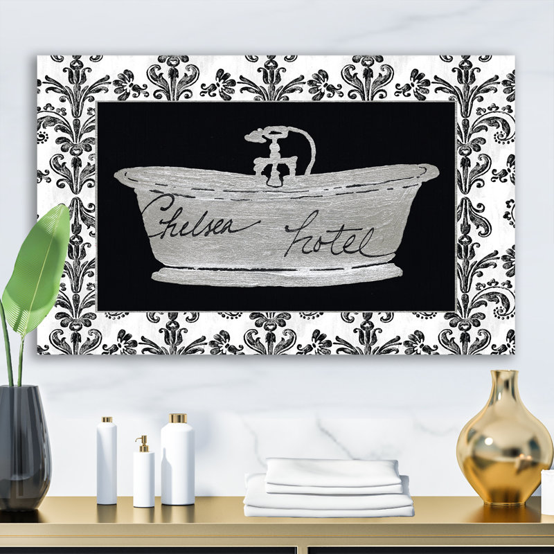 Paris Hotel Bathroom II - Imprimé, H 16 po x l 32 po x p 1 po, Toile tendue