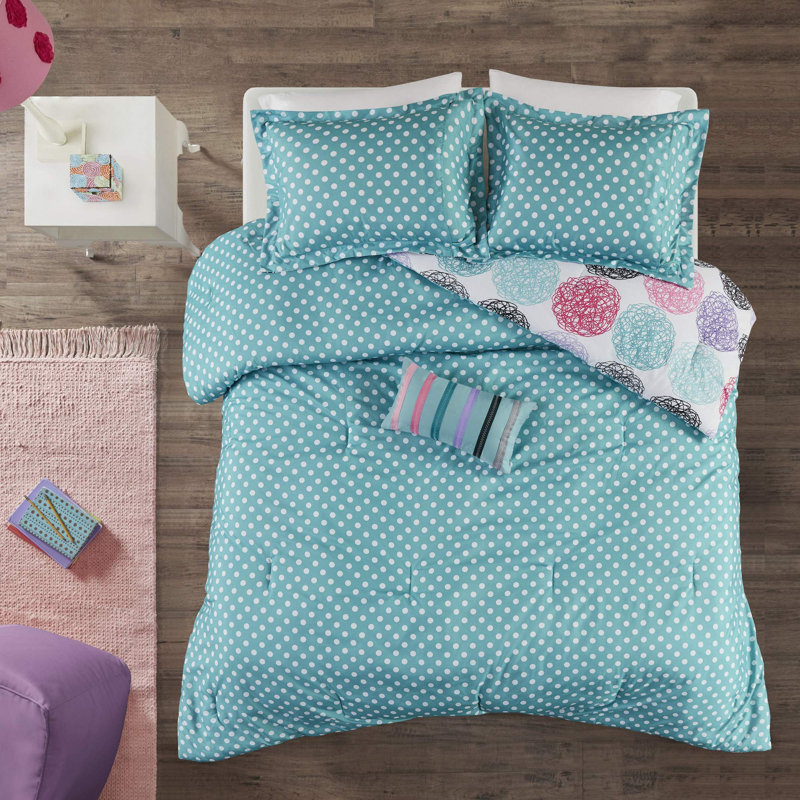 Carly Reversible Comforter Set, Full Comforter + 4 Additional Pieces
