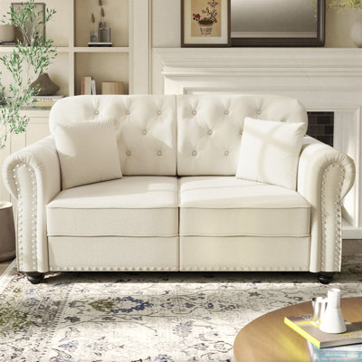 Causeuse Chesterfield de 63 po Annalease, canapé de style campagne moderne, revêtement en velours avec accoudoirs roulés