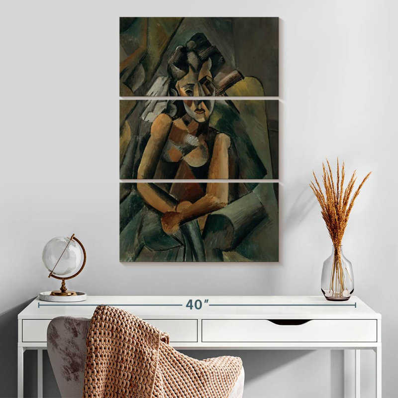 Avery Femme Assise, 32" H x 20" W