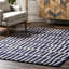 Tapis bleu marine / blanc en laine touffeté à la main Lauderhill-532956416