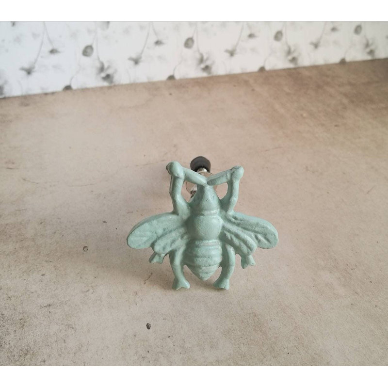 Duck Egg Bee Knob