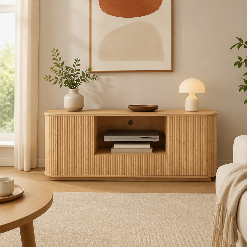 Meuble télé naturel ondulé de 162,5 cm (64 pouces) en panneaux de particules et MDF, console multimédia arrondie avec portes à rayures verticales, ouverture par simple pression, 3 passe-câbles, rangement multifonctionnel et montage facile