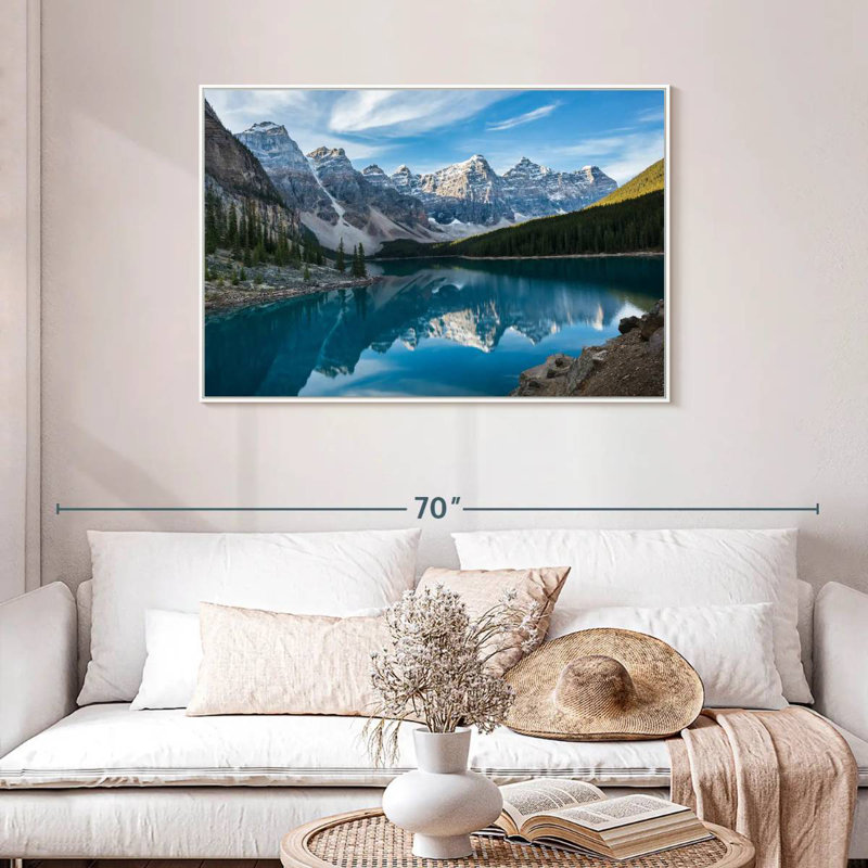 Lac Moraine dans la vallée, Cadre flottant blanc, 43 po x 29 po