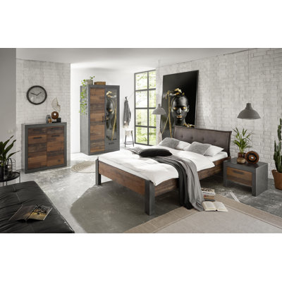 Heieor Upholstered Bedroom Set