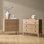 Table de bout à 3 tiroirs avec station de charge et pieds en bois massif Taesan