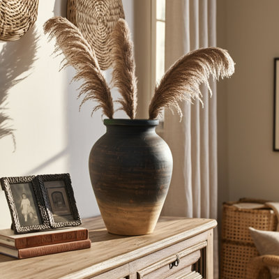 Handcrafted Pottery Terracotta Vase - Stylish Decorative Accent With Boho-Inspired Design - Elegant Home Decor Piece With Timeless Aesthetic For Any Space