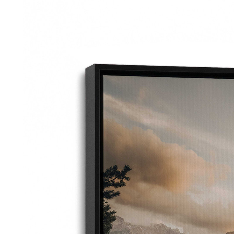 Impression sur toile roulée Twilight Alpine View, Cadre flottant noir satiné, H 12,75 po x l 18,75 po x P 1,75 po