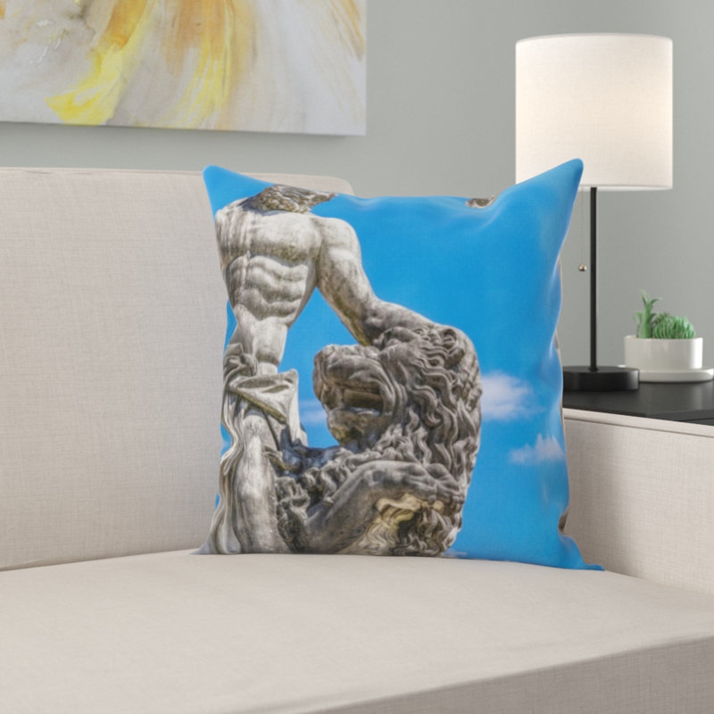 Coussin statue of hercules