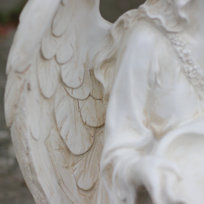 Freestanding Decorative Bird Feeder