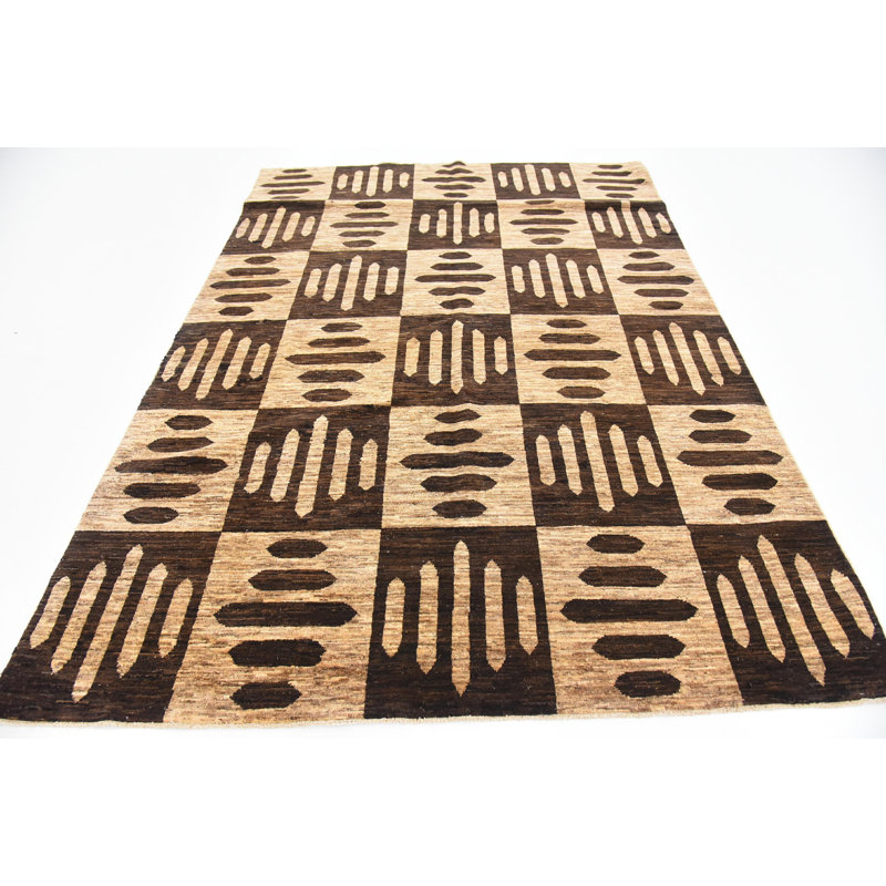 Tapis en laine beige 5 pi 8 po x 7 pi 11 po one-of-kind noué la Nash