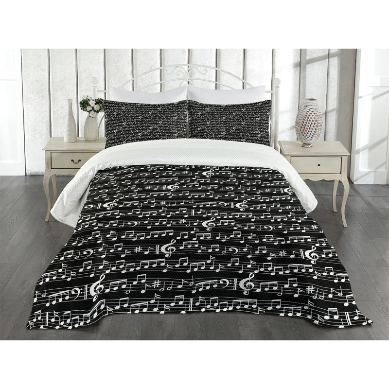 Queen Size Black and White Musical Note Quilted Bedspread Set