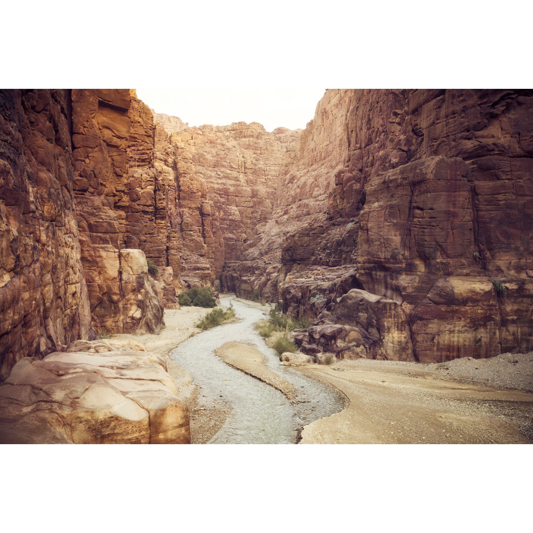 Wadi Mujib von Cinoby - Kunstdrucke auf Leinwand