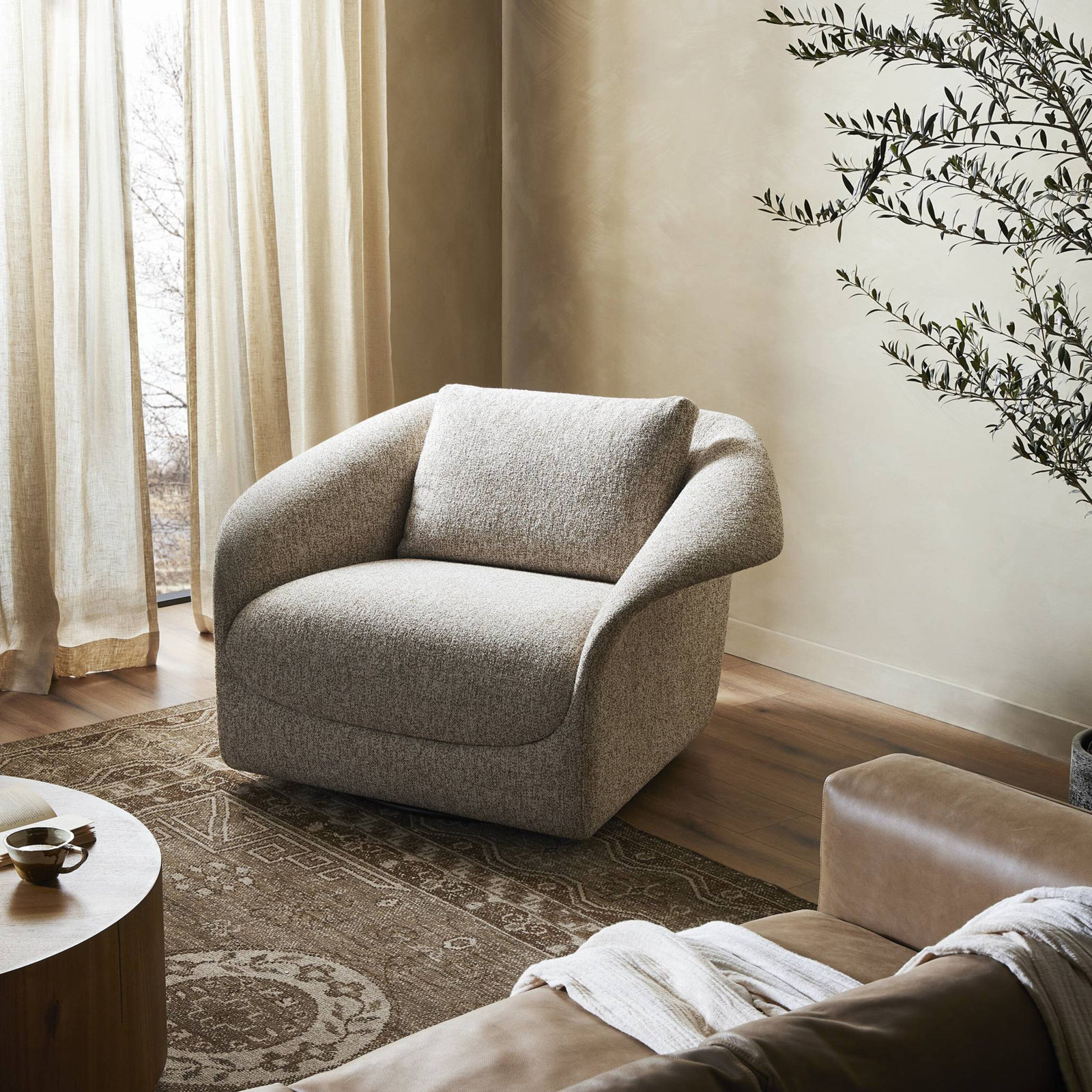 Latongia Pine Swivel Armchair, Yuma Dove