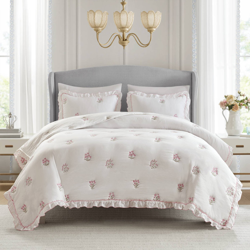 Intelligent Design Aglaia Pink Floral 3-Piece Full/Queen Quilt Mini Set, Full/Queen, Floral, Pink