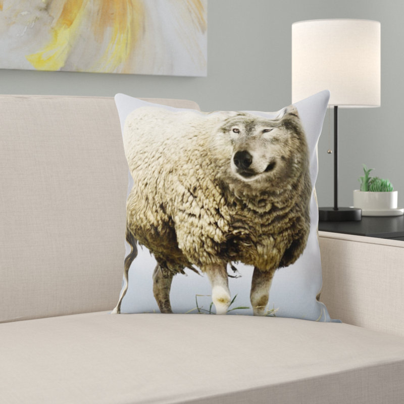 Coussin Wolf in Sheeps