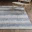 Tapis bleu / ivoire à rayures ombrées texturé Michalski-375472000