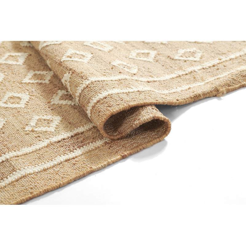 Handmade Beige and White Wool Viscose Rectangular Rug