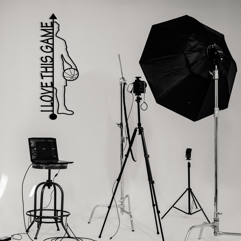 Élégant accessoire mural décoratif en métal, noir | Fabrication 100% métal, épaisseur: 0,05 pouce | Taille: 9,8 po x 27,2 po | Parfait pour la décoration intérieure, l'esthétique moderne, le design durable et élégant