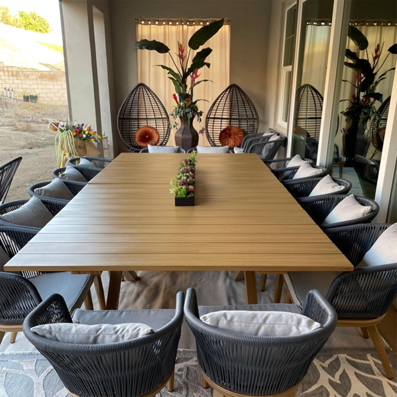 Ensemble de salle à manger de patio en osier Calliemae pour 12 personnes avec 2 tables carrées