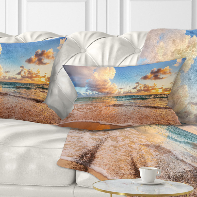 Coussin lombaire cloudscape sur plage magnifique