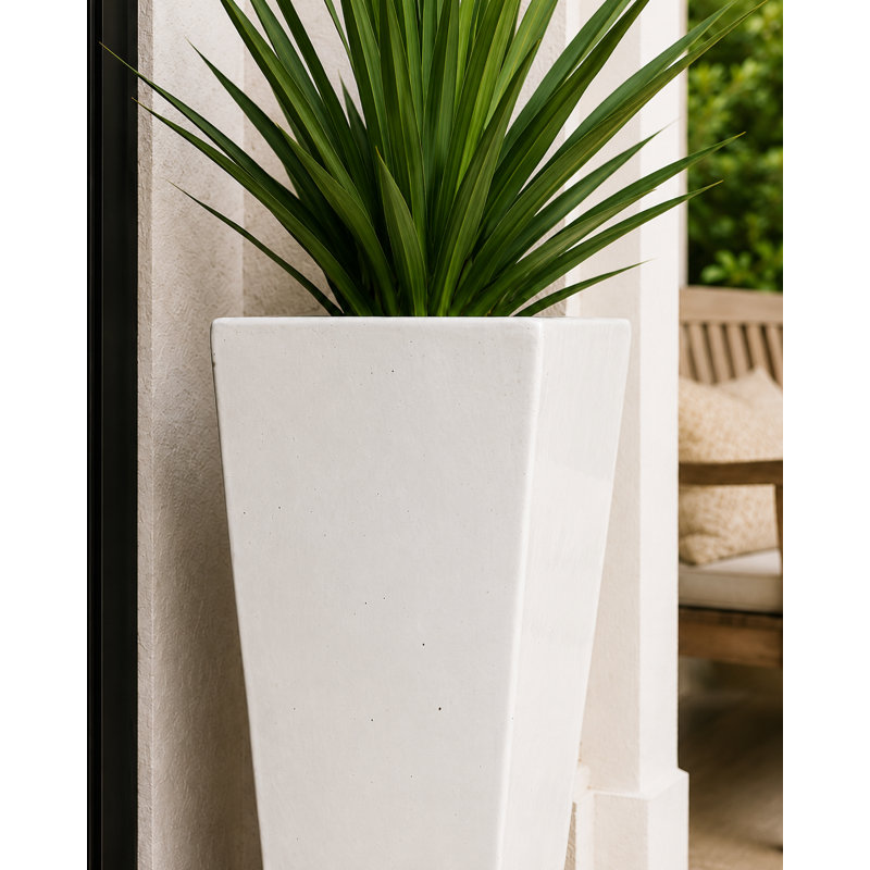 20 in. Malibu Square - Antique White