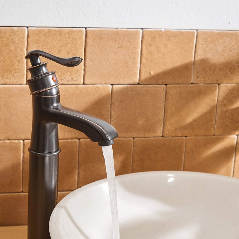 Robinet de salle de bain à un trou, Bronze huilé