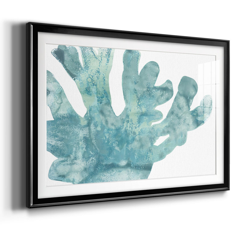 Blue Macro Coral I, impression sur papier, Noir, H 30 po x l 44 po x P 1,5 po