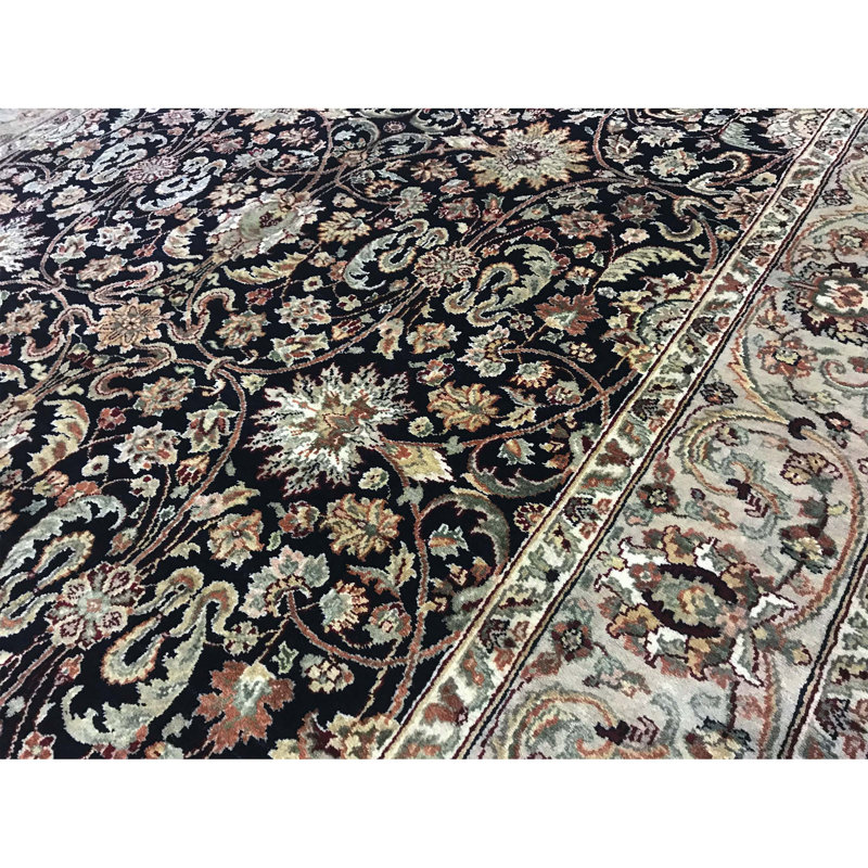 Sona Hand Woven Cotton and Wool Oriental Area Rug