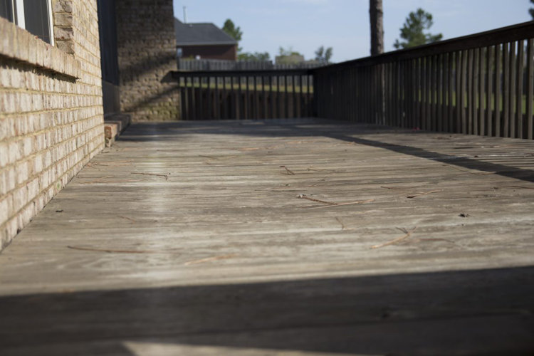 deck painting preparation detail