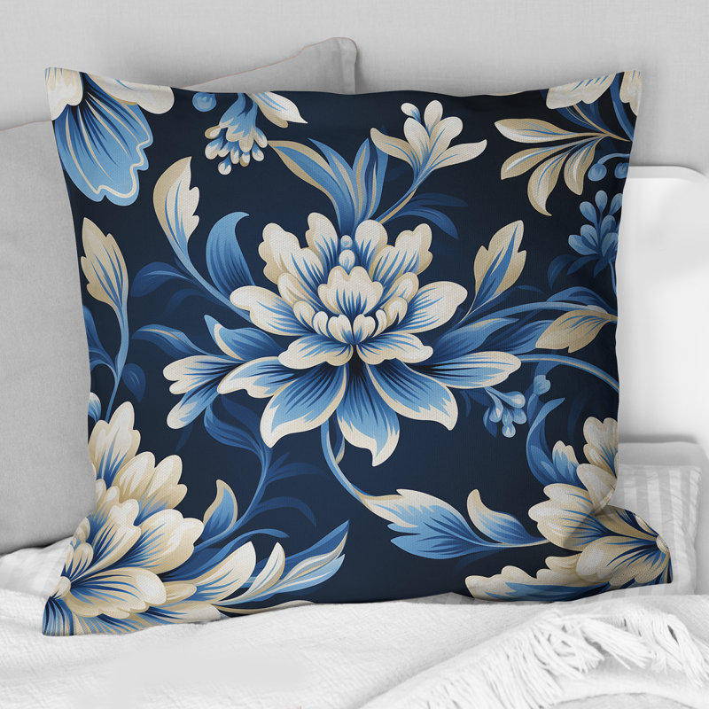Coussin décoratif en polyester damassé blanc et bleu, H 16 po x l 16 po