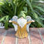 Statue de nain de jardin avec ailes, oiseaux et corps de tronc d'arbre Exhart, 9 X 4,5 X 9,5 po Exhart