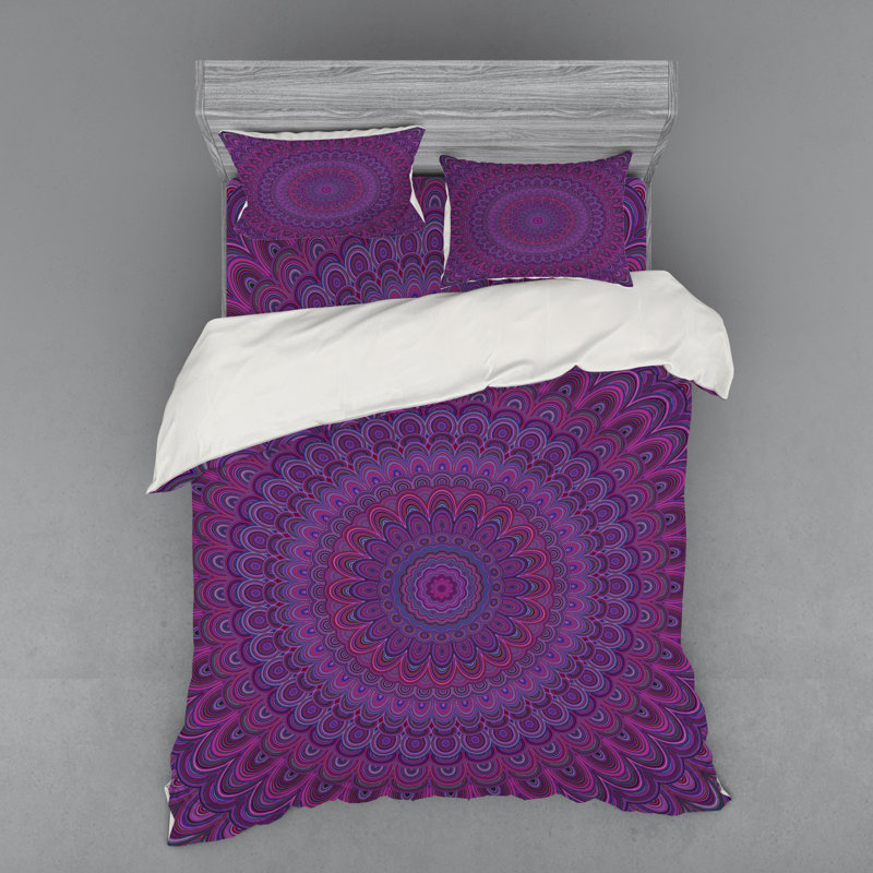Eclectic Polyester Duvet Cover, Queen Duvet Cover + 3 Additional Pieces