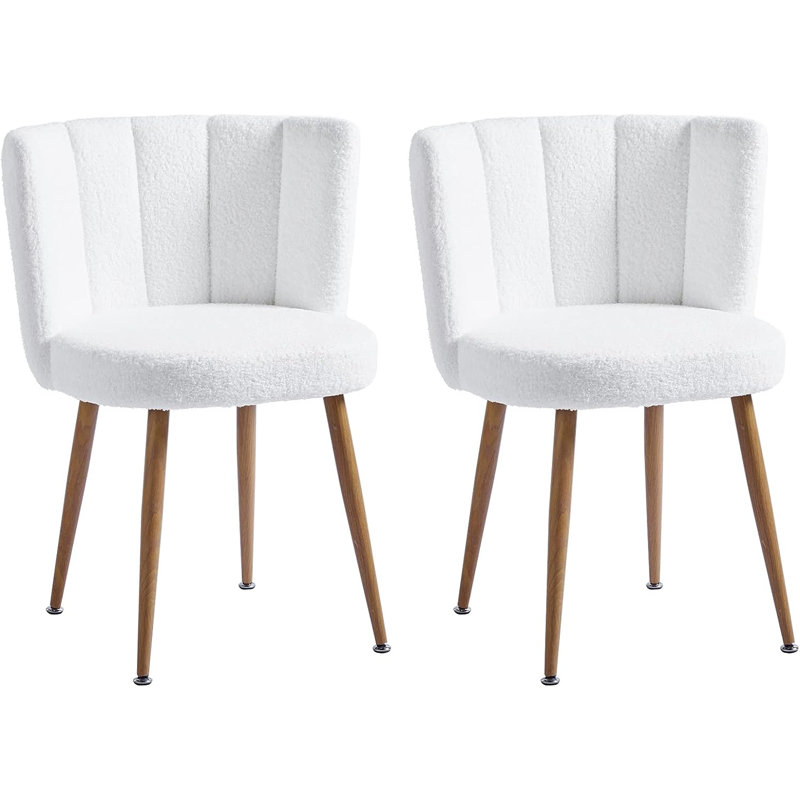 Chaise d'appoint 23,8 po Nivin, Fausse fourrure blanche