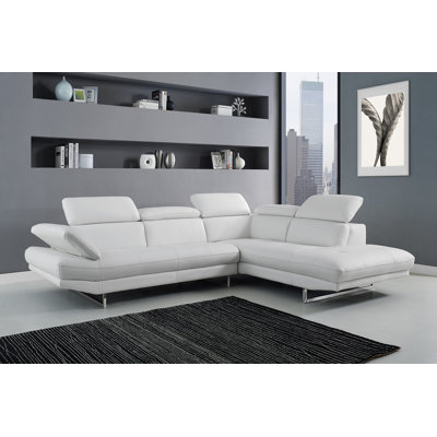 Carner Upholstered L-Shaped Sectional Right Hand Facing