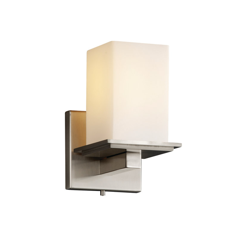 Applique murale 1 lumières Casson, Verre blanc opalin, Nickel brossé