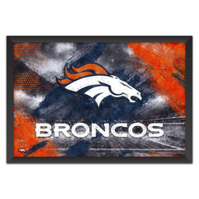 Sporticulture NFL Denver Broncos - Affiche encadrée avec logo de l'équipe, 68,5 x 99 cm (27 x 39 pouces), style pinceau. Décoration murale idéale pour les amateurs de football américain.