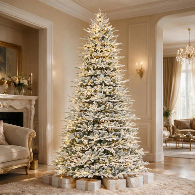 Arbre de Noël artificiel enneigé 9 pi avec 600 lumières DEL blanc chaud et 5179 pointes mixtes
