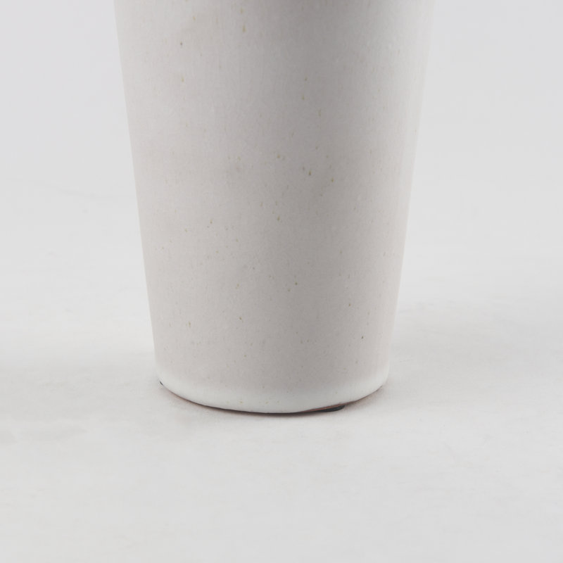 Vase de table en céramique