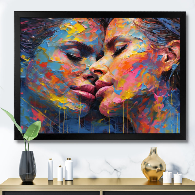 Embrasse douce féminine III sur toile, Cadre photo noir, H 16 po x l 32 po x P 1 po