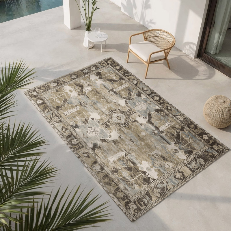 Tapis intérieur et extérieur Royal Insignia, Rectangulaire 8 pi x 10 pi