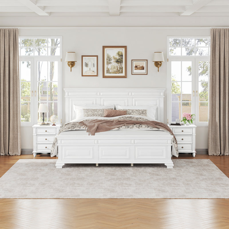 Base de lit plateforme en bois massif Abner Vintage avec tête de lit et pieds robustes, Blanc, Très grand lit