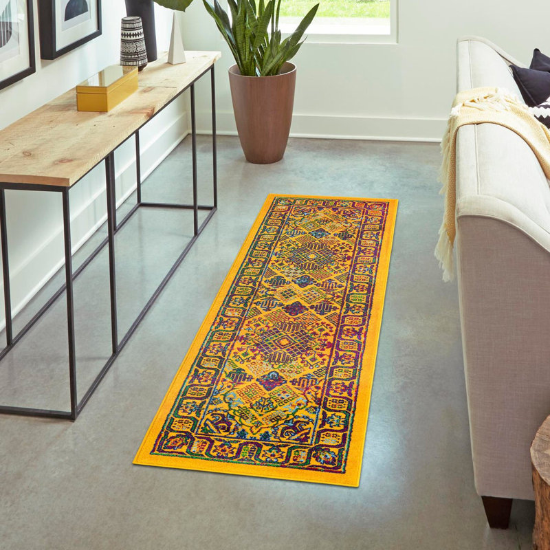 Erkand Oriental Indoor Rug, Runner 2' x 6'1"