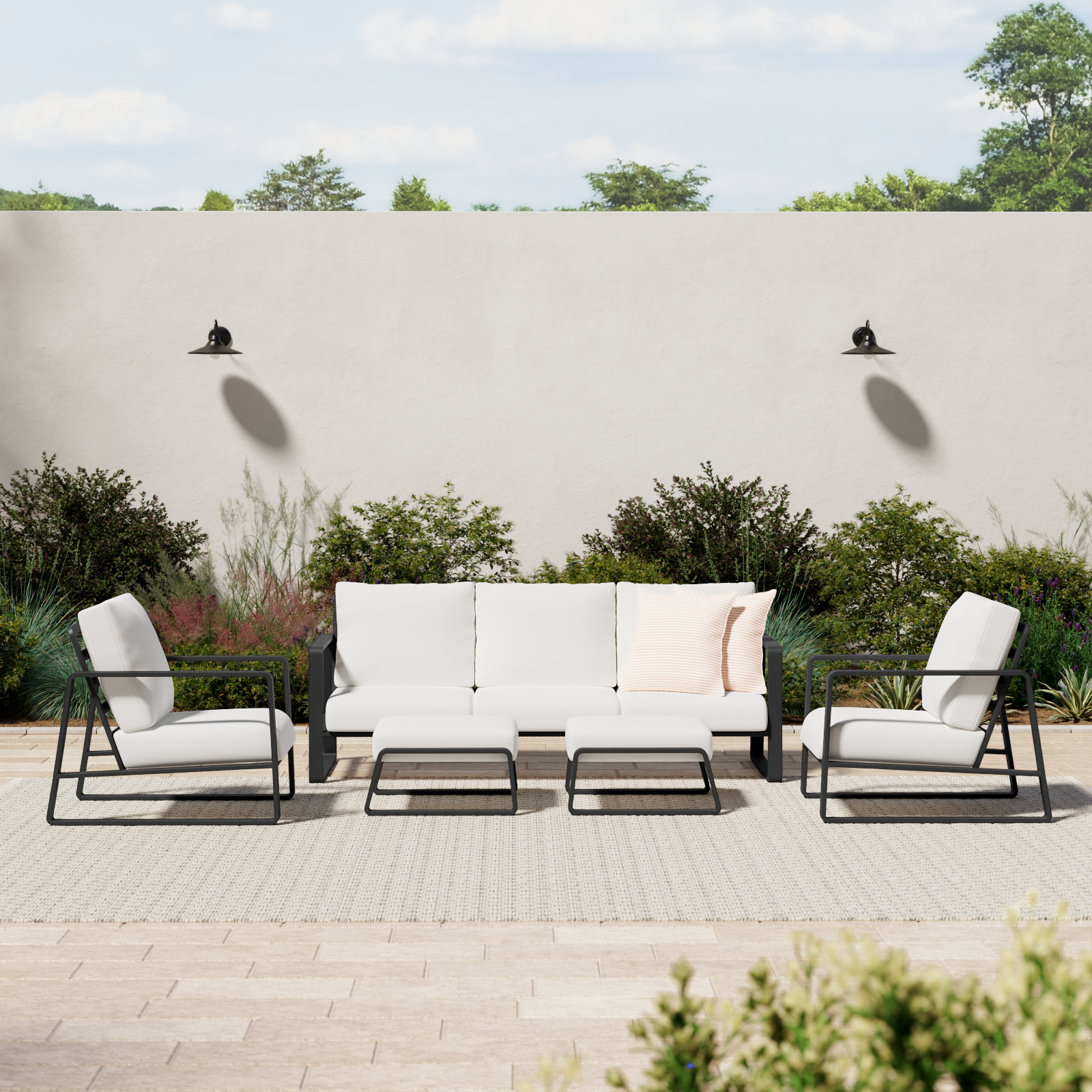 Leanna Outdoor Seating Group, 2
