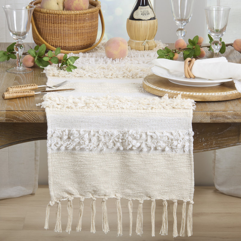 Chemin de table texturé à franges